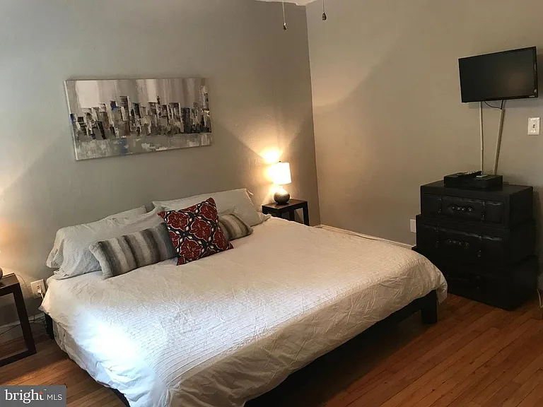 731 13th St NE #1 — Photo 4