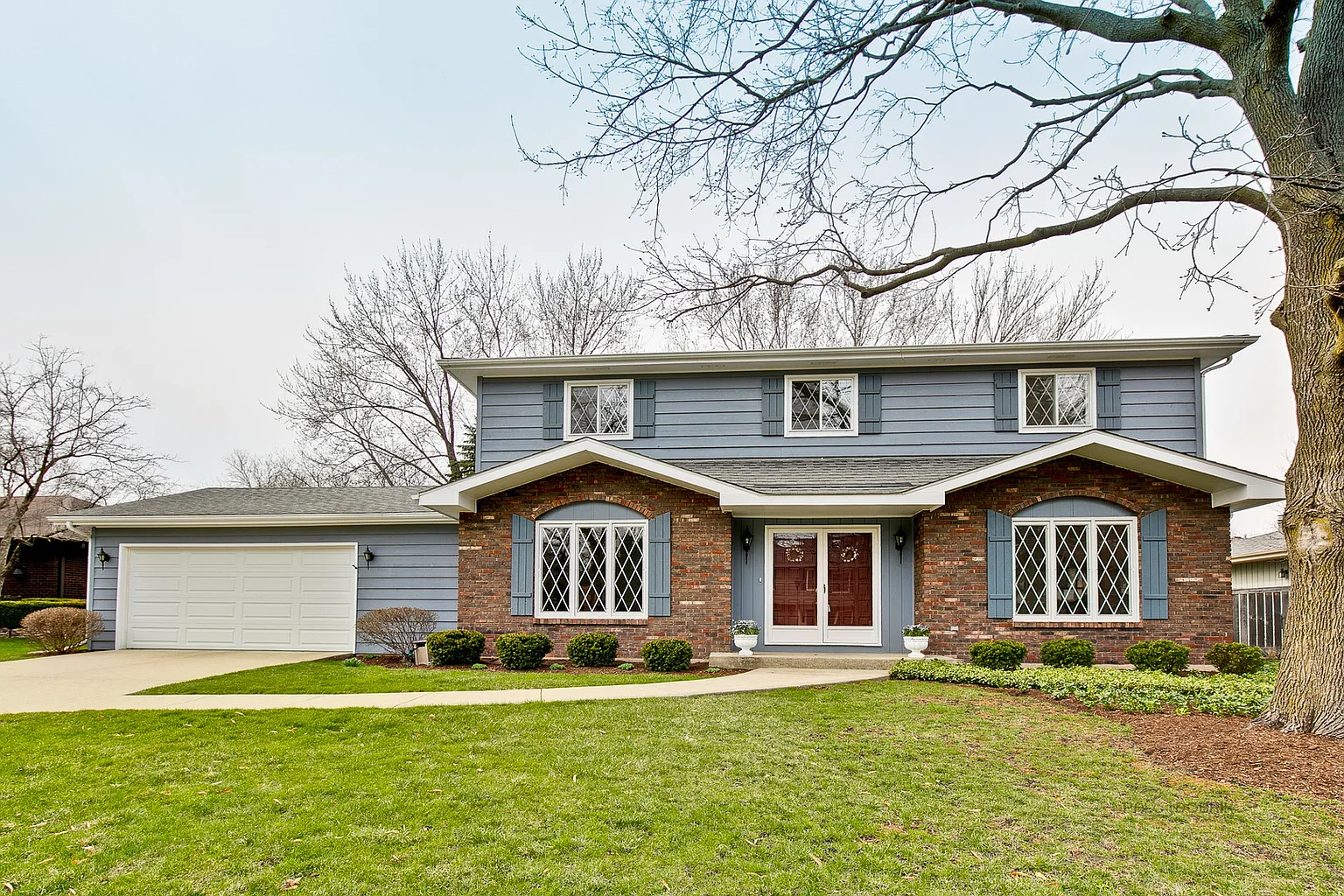 1020 Dover Ct photo 1
