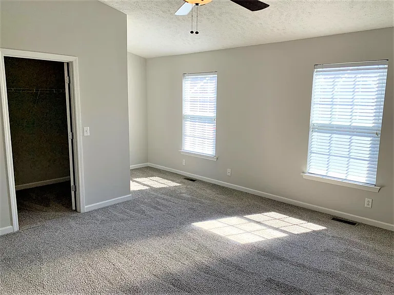 2034 Victory Gallop Ln — Photo 13