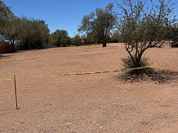 4th image of 2500 Lopez Ln