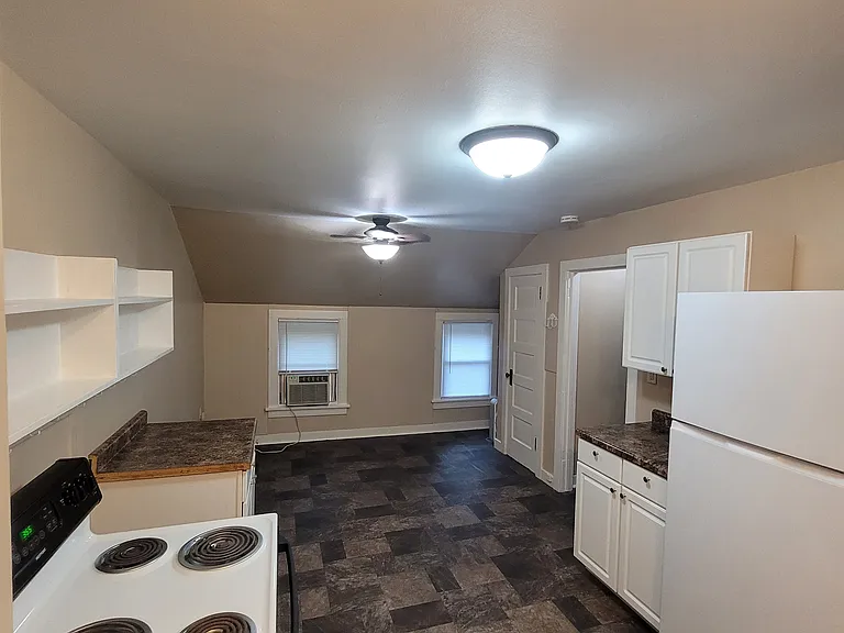 608.5 Putnam St #1 — Photo 3