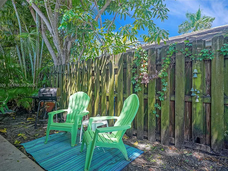 619 SW 13th Ave #1 — Photo 32
