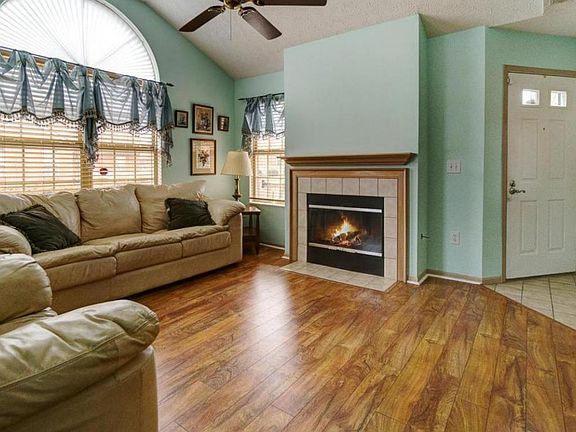 5th image of 2154 Ravine Woods Dr