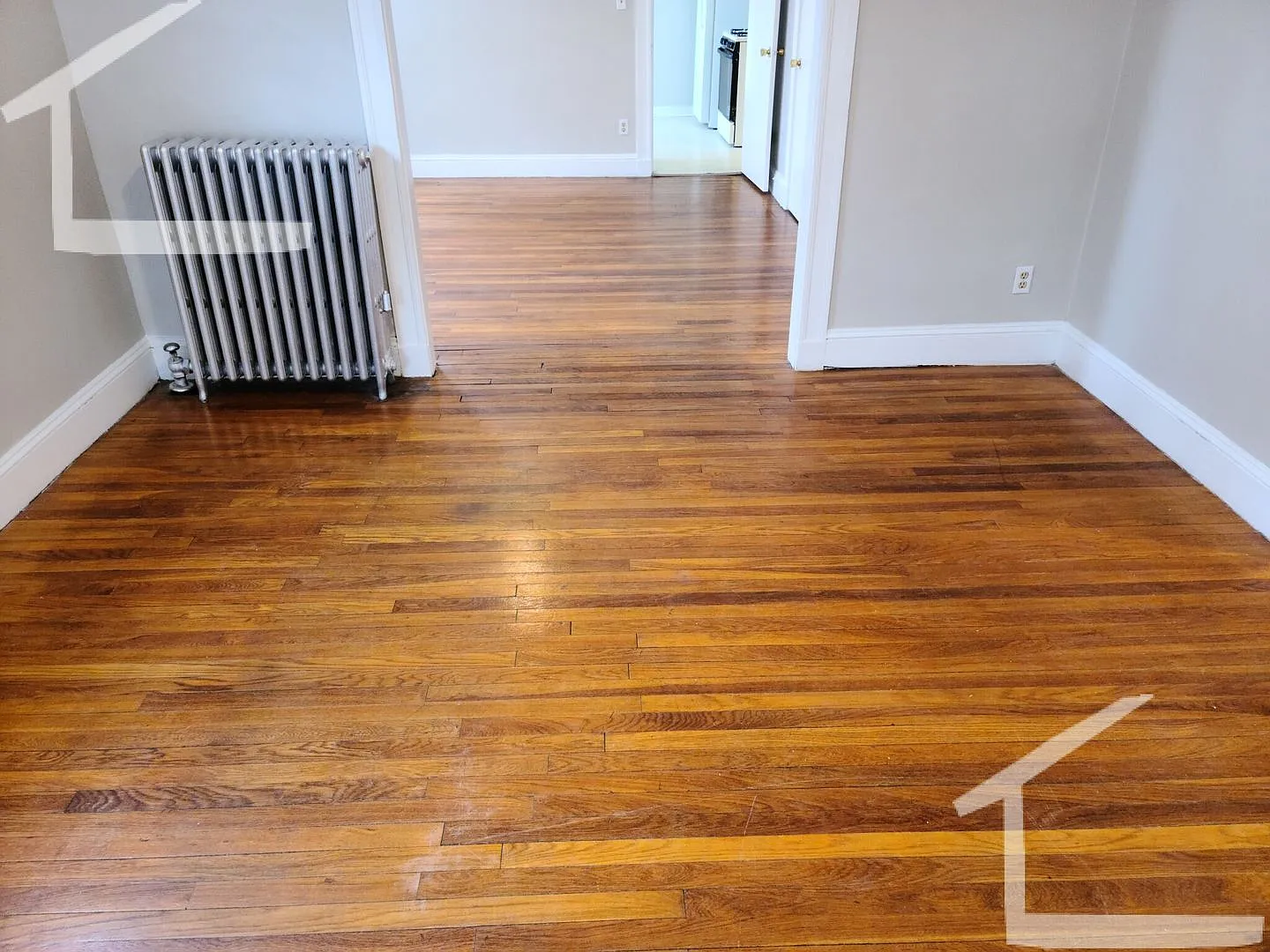 Nice 2 bed in JP — Photo 1