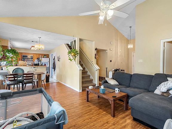 5th image of 2656 Piping Rock Trl