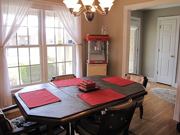3rd image of 320 Bocote Dr
