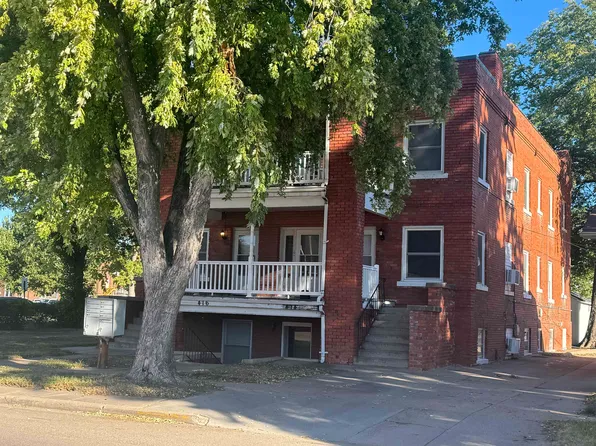 414 W 4th St, Hastings, NE 68901