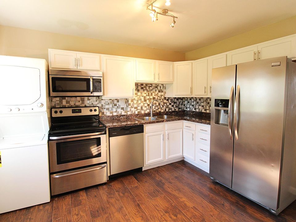 1st image of 1740 Rockwell Dr