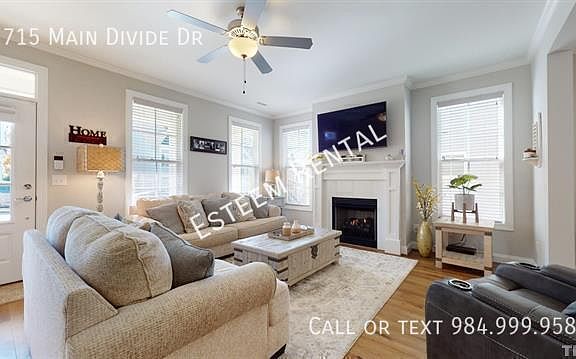 2nd image of 1715 Main Divide Dr