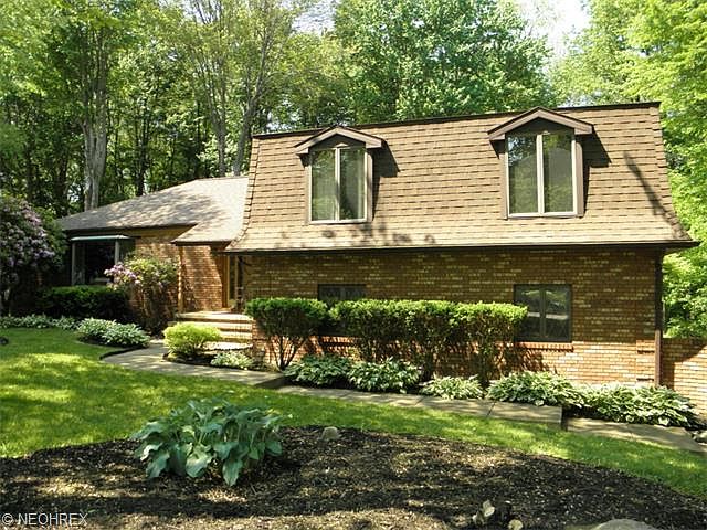 1st image of 516 Willow Grove Dr