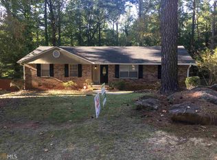 290 Round Table Rd, Athens, GA 30606