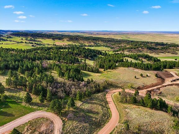 3rd image of 7 Prairie View Loop