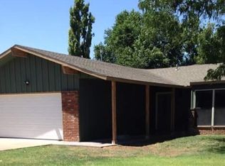 2116 Jonquil Park Dr, Clovis, NM 88101