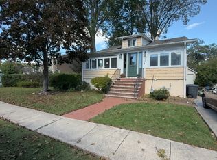 72 Lawn Ter, Cranford, NJ 07016