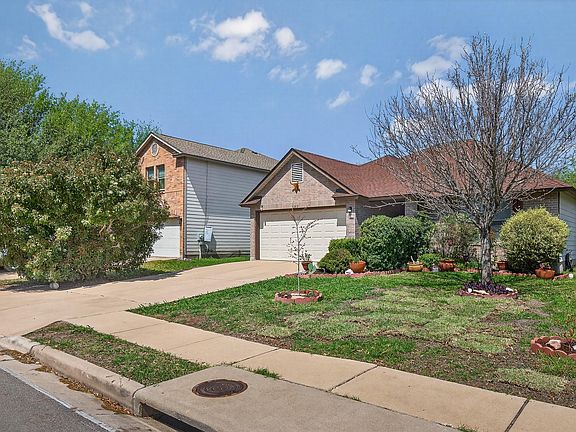 3rd image of 1205 Apollo Cir
