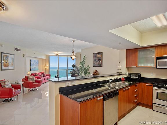 5th image of 16699 Collins Ave APT 3605