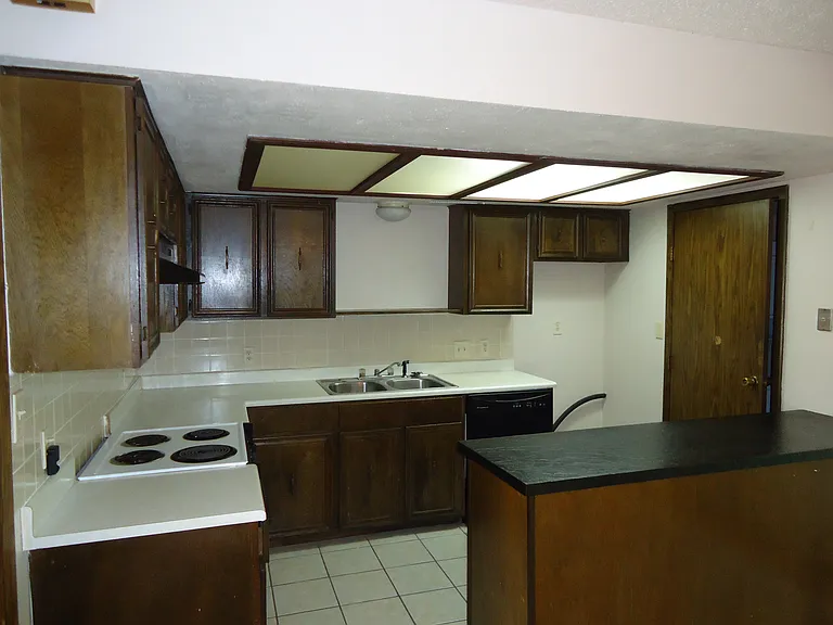 3819 N Harvard Ave — Photo 3