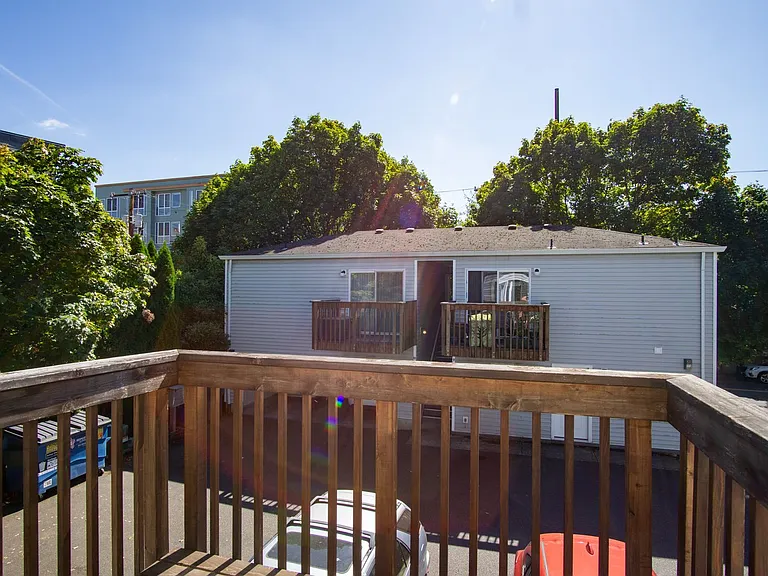 2891 SE Division St #6 — Photo 10