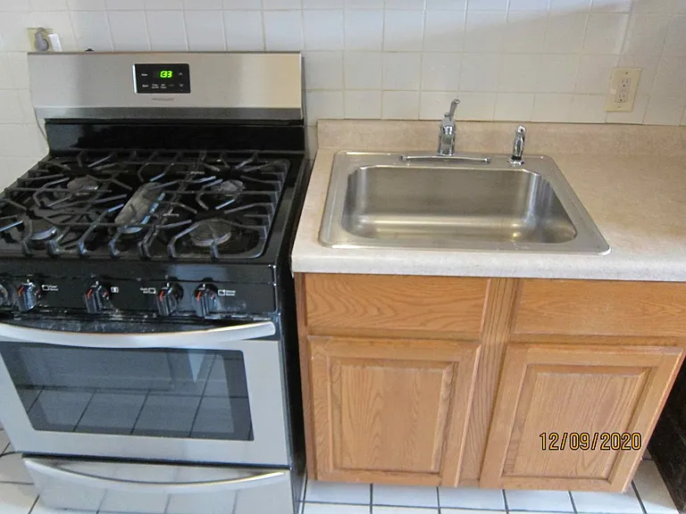 3807 N Oakland Ave #8 — Photo 13