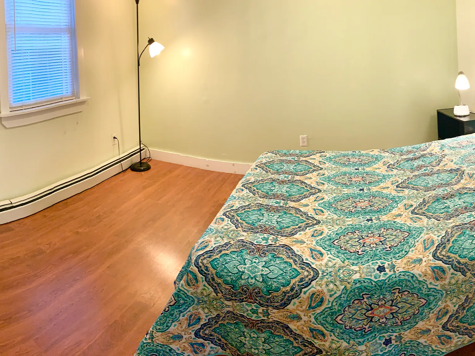 206 California Ave — Photo 2