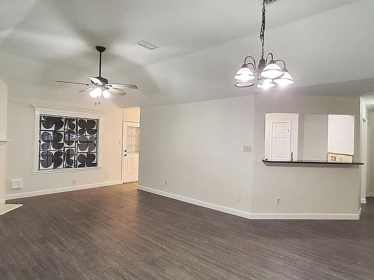 11066 Landsbury Ct — Photo 29