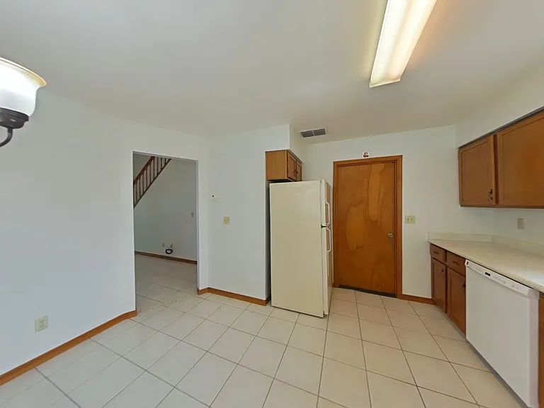 1423 Disston Ave — Photo 5