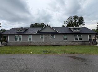 312 Chestnut St #A & B, La Fayette, GA 30728