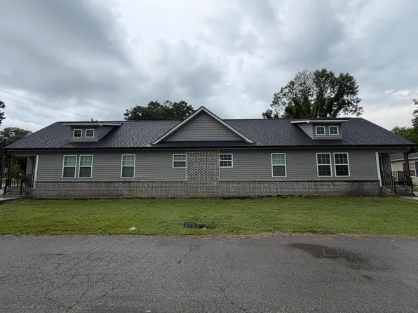 312 Chestnut St #A & B, La Fayette, GA 30728