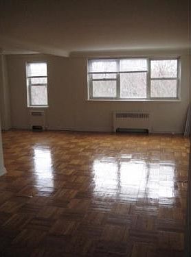 2nd image of 16605 Highland Ave APT 8D
