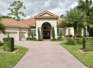 17111 Gulf Pine Cir, Wellington, FL 33414