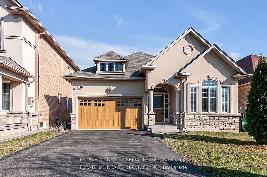 1st image of 40 Balin Cres
