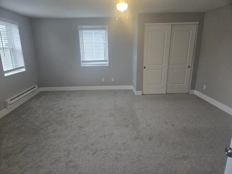 Columbus Park Apartments — Photo 34