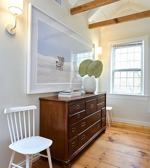 33 Milk St — Photo 8