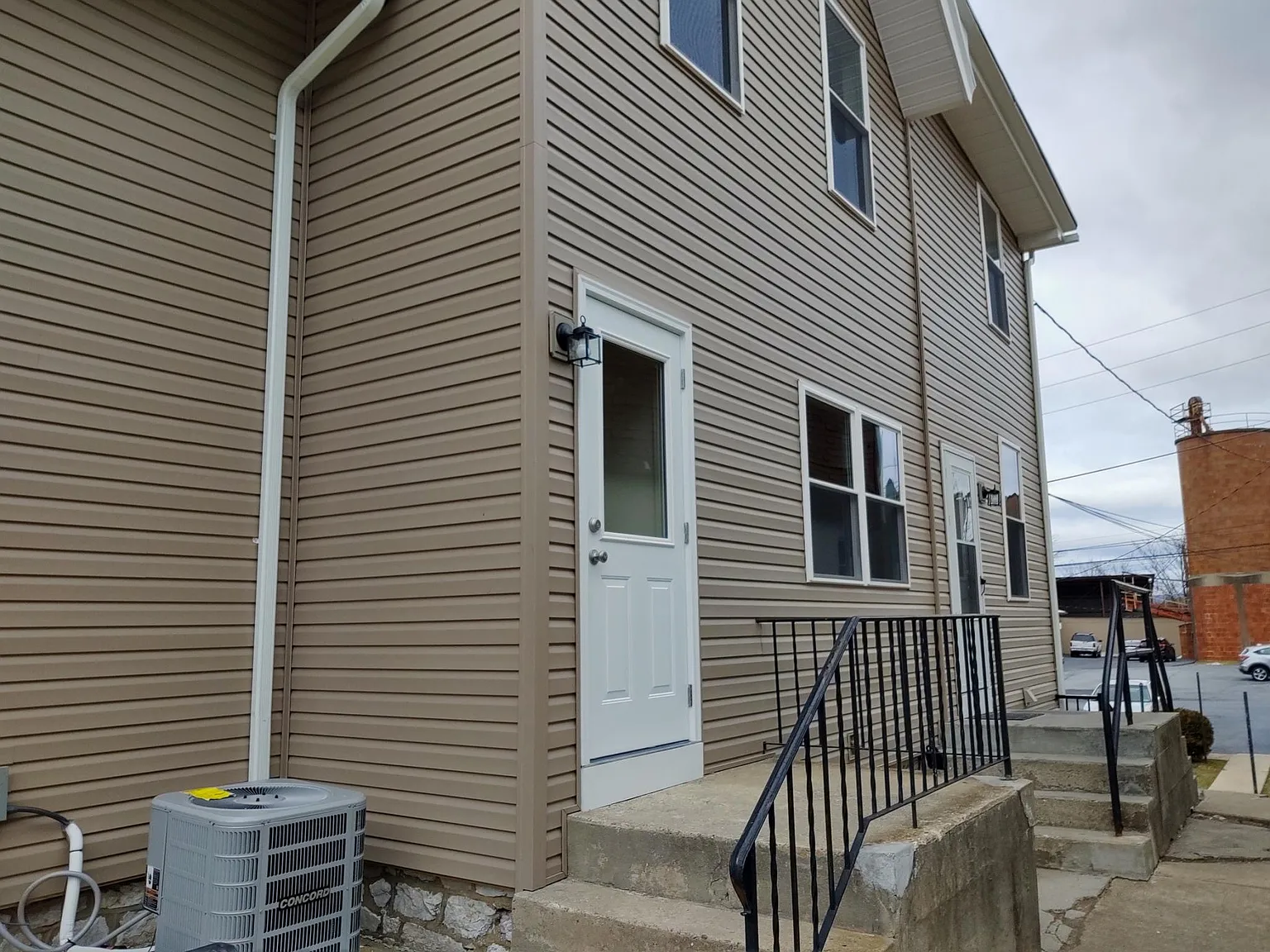 2 bed, 1032 sqft, $1,450 — Photo 2