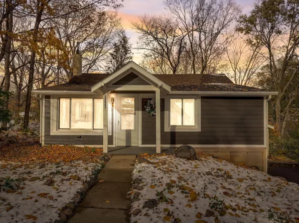 5222 Phelps Rd, Mound, MN 55364