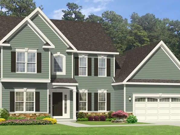 60 Alexandria Ln, Walworth, NY 14568