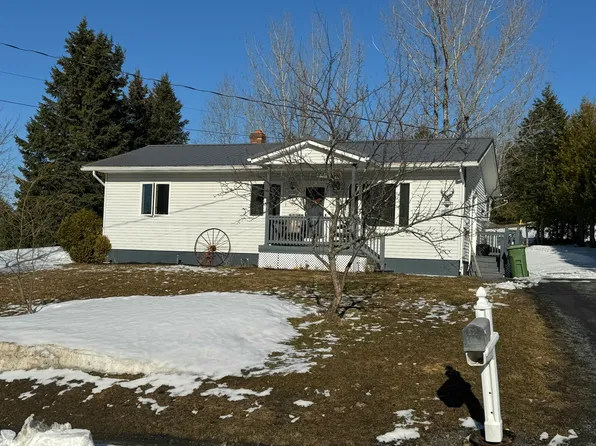 494 Grandview Avenue, Madawaska, ME 04756