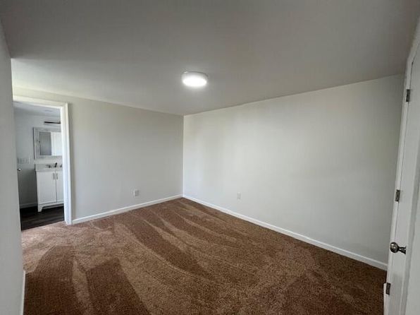 118 W High St, Nesquehoning, PA 18240
