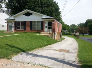 10531 Hobday Ave, Saint Ann, MO