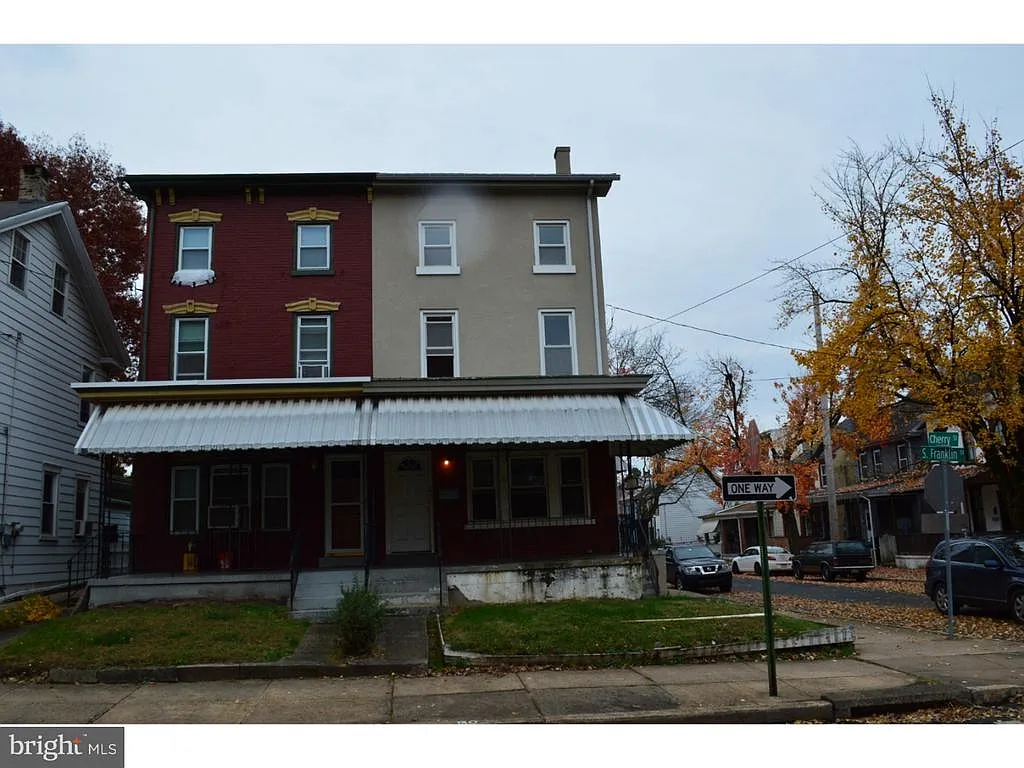 130 S Franklin St photo 1