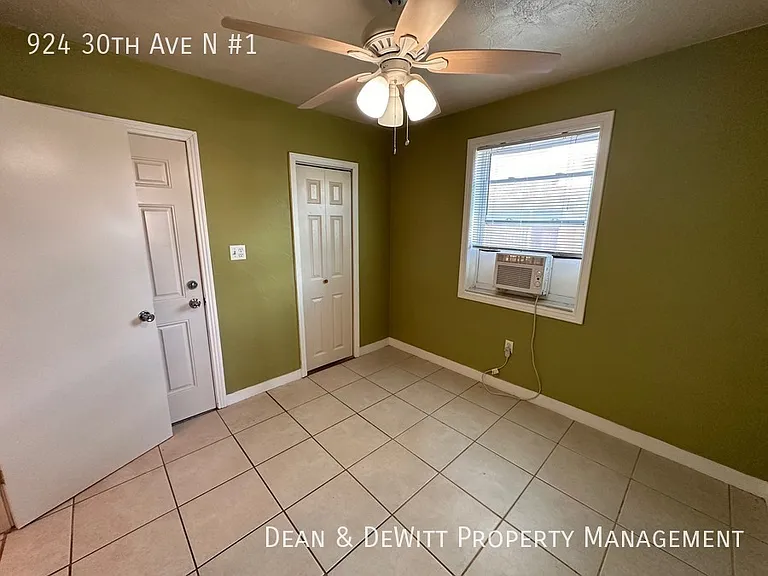 924 30th Ave N #1 — Photo 5