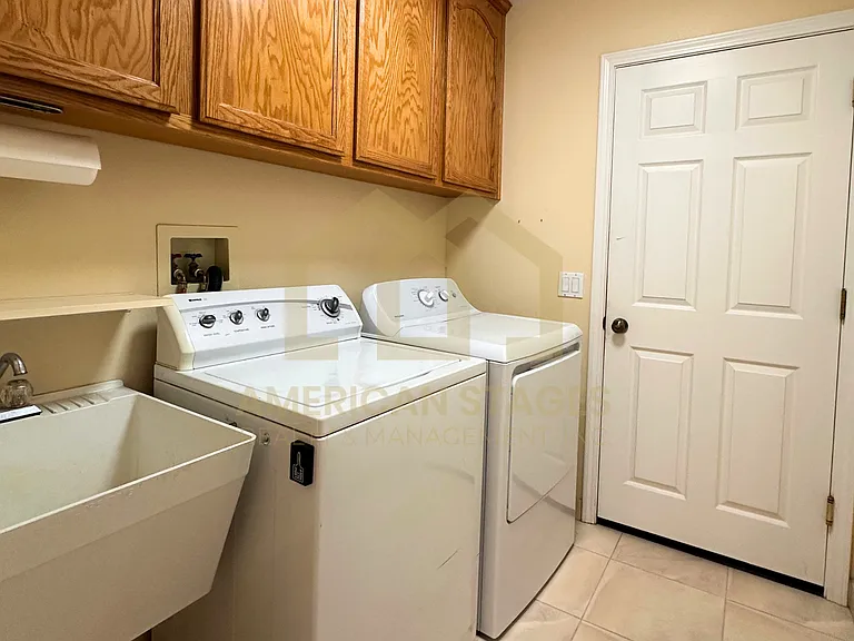1255 Craig Dr — Photo 18