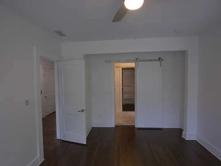 672 Cascade Ave SW — Photo 15
