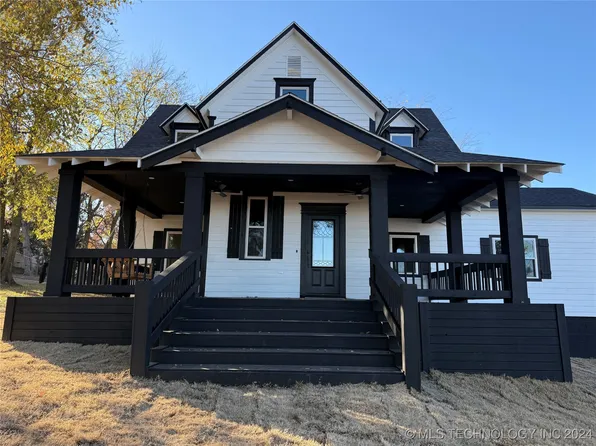 406 S 1st St, Eufaula, OK 74432