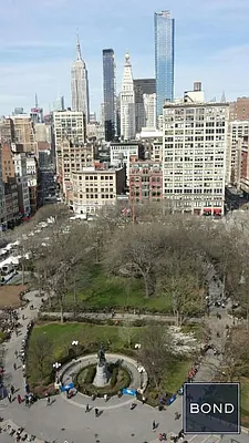 Rented by Bond New York | media 14