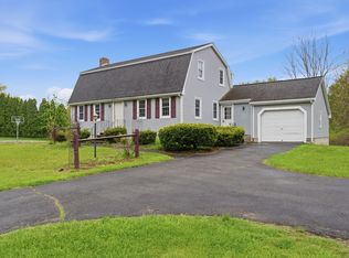 319 Whipple Rd, Tewksbury, MA 01876