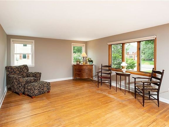 2nd image of 4117 Circle Ct