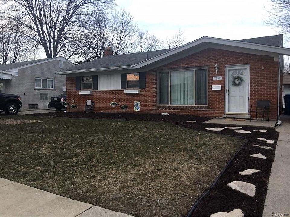1st image of 8502 Centralia St