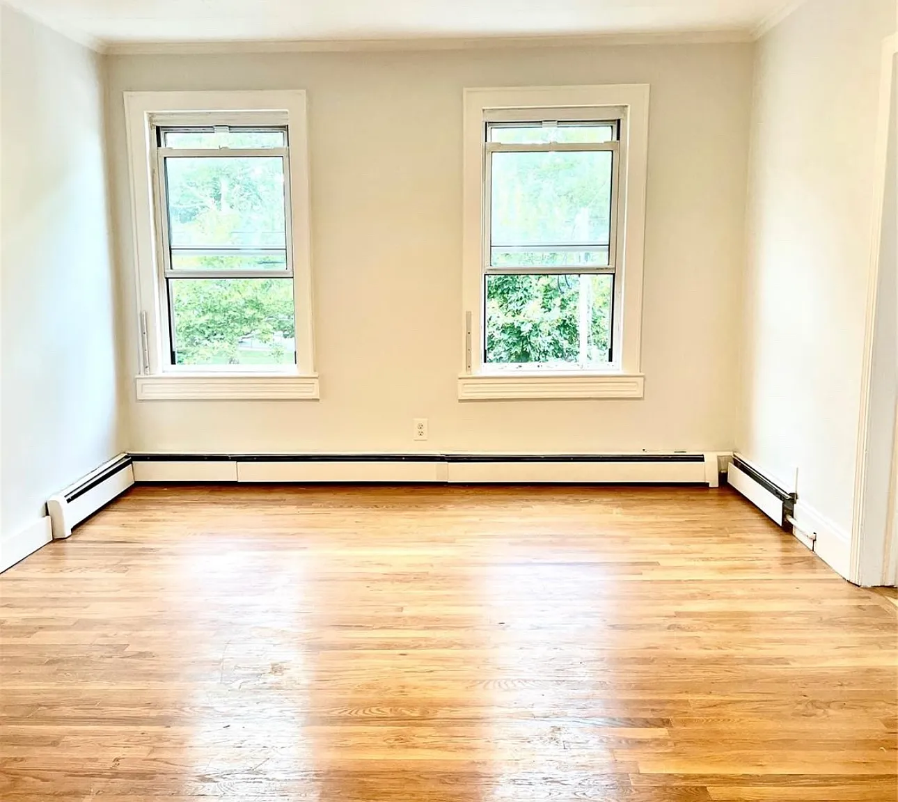 3 bed, $3,000 — Photo 3