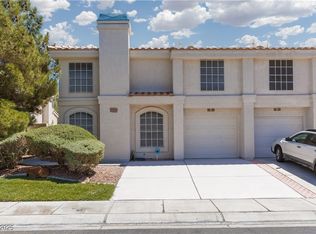 1004 Sun Wood Dr, Las Vegas, NV 89145